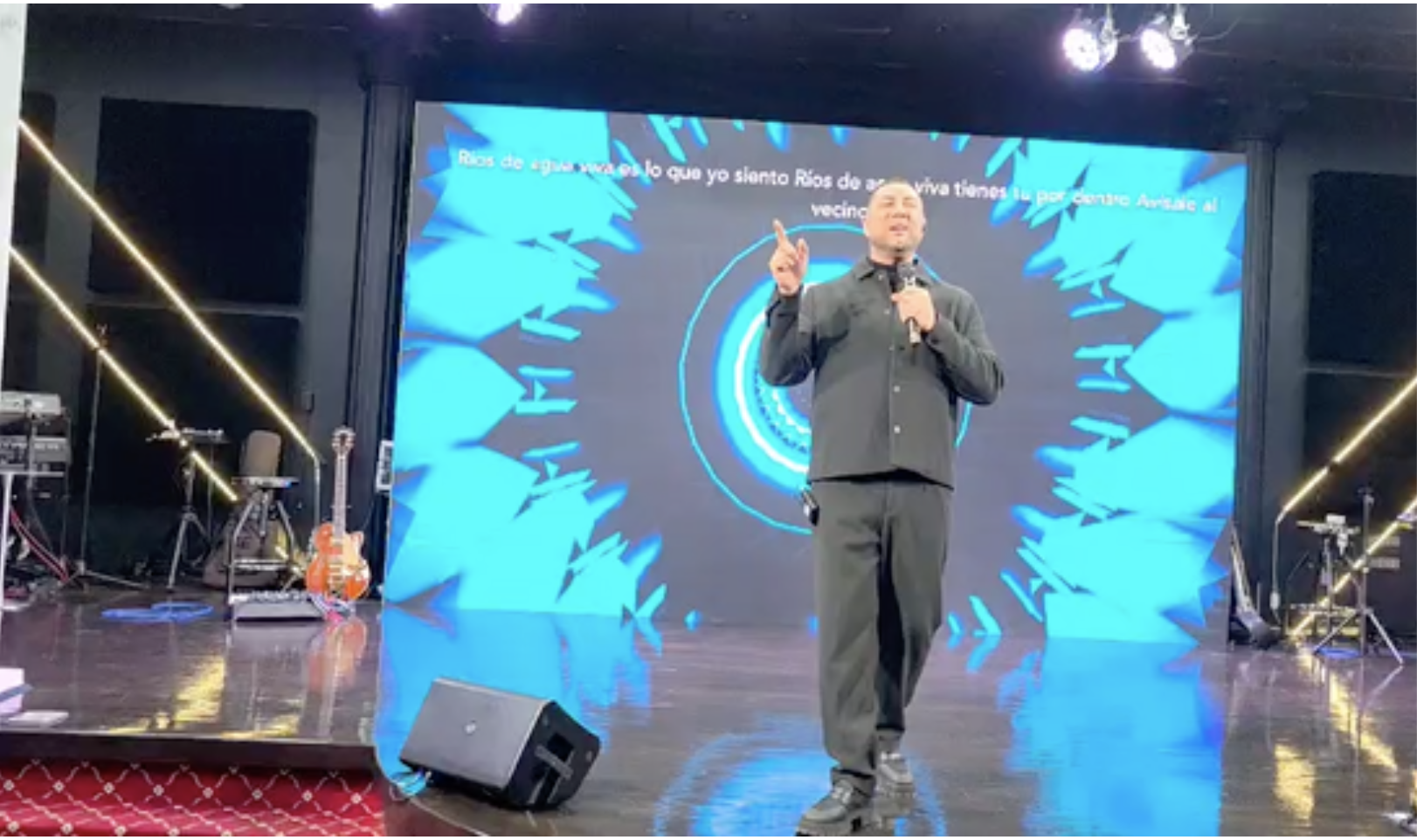 Freeport Bible Center: Aniversario 39